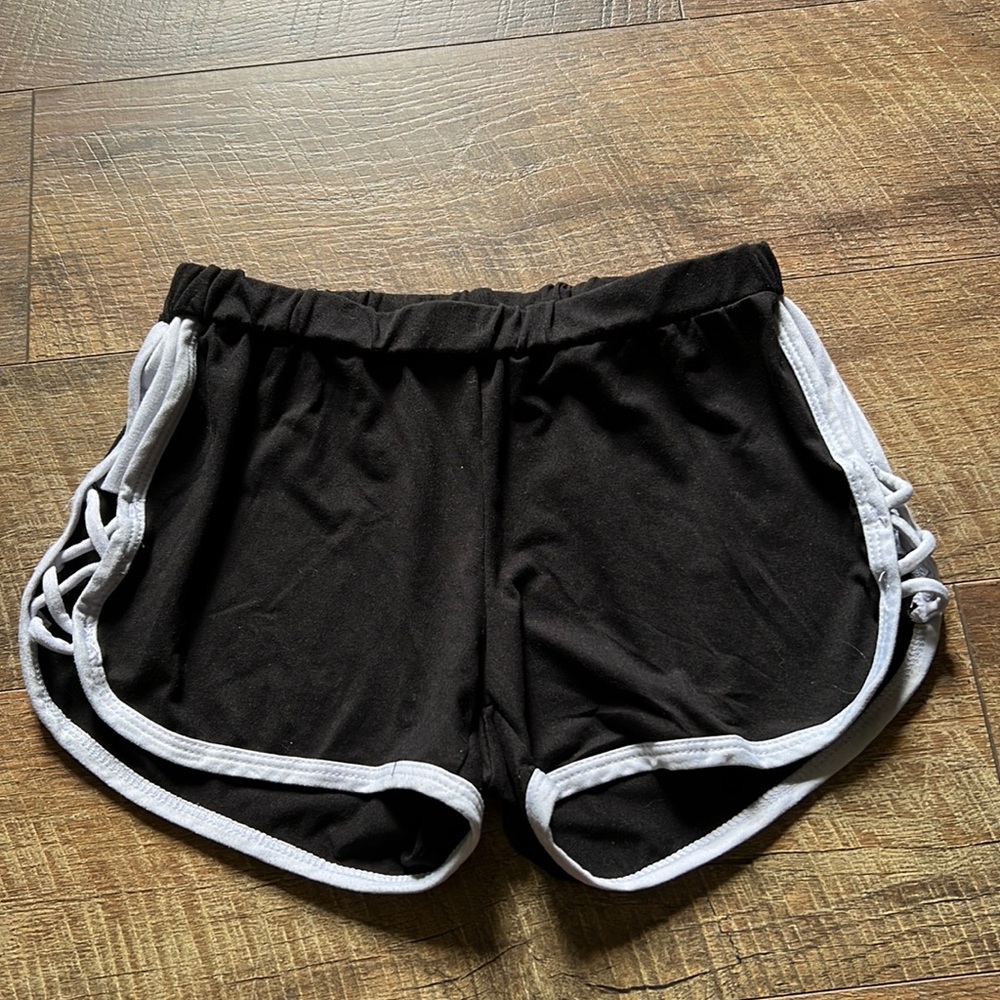 •BOOTY shorts